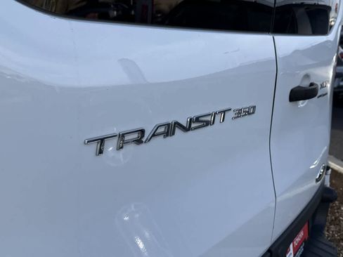 Used 2016 Ford Transit 350 XLT image 9