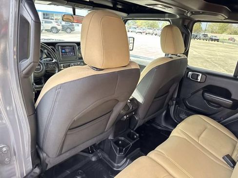 Used 2020 Jeep Wrangler Unlimited Sport image 37