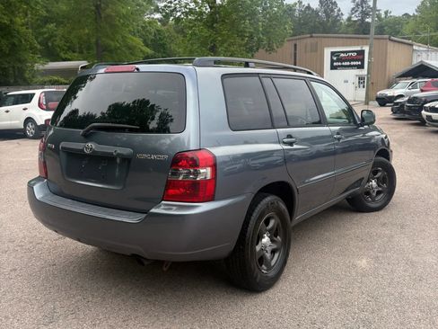 Used 2004 Toyota Highlander 2WD image 8