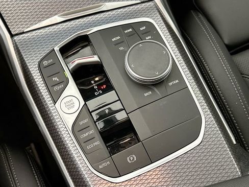 Used 2025 BMW 330i xDrive Sedan image 16