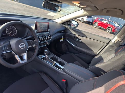New 2025 Nissan Sentra SR image 26