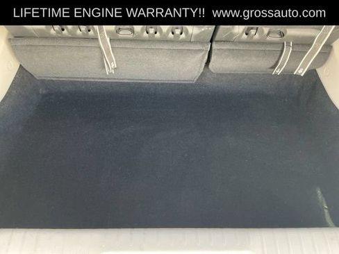 Used 2024 Chrysler Pacifica Touring-L FWD image 27