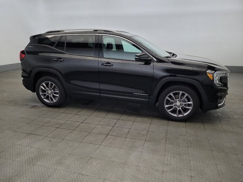 Used 2022 GMC Terrain SLT w/ Tech Package AWD/4WD image 11