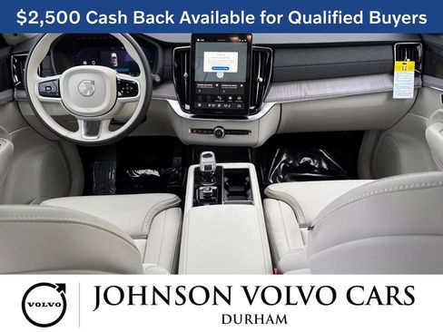 New 2026 Volvo XC90 T8 Ultra w/ Protection Package Premier image 7