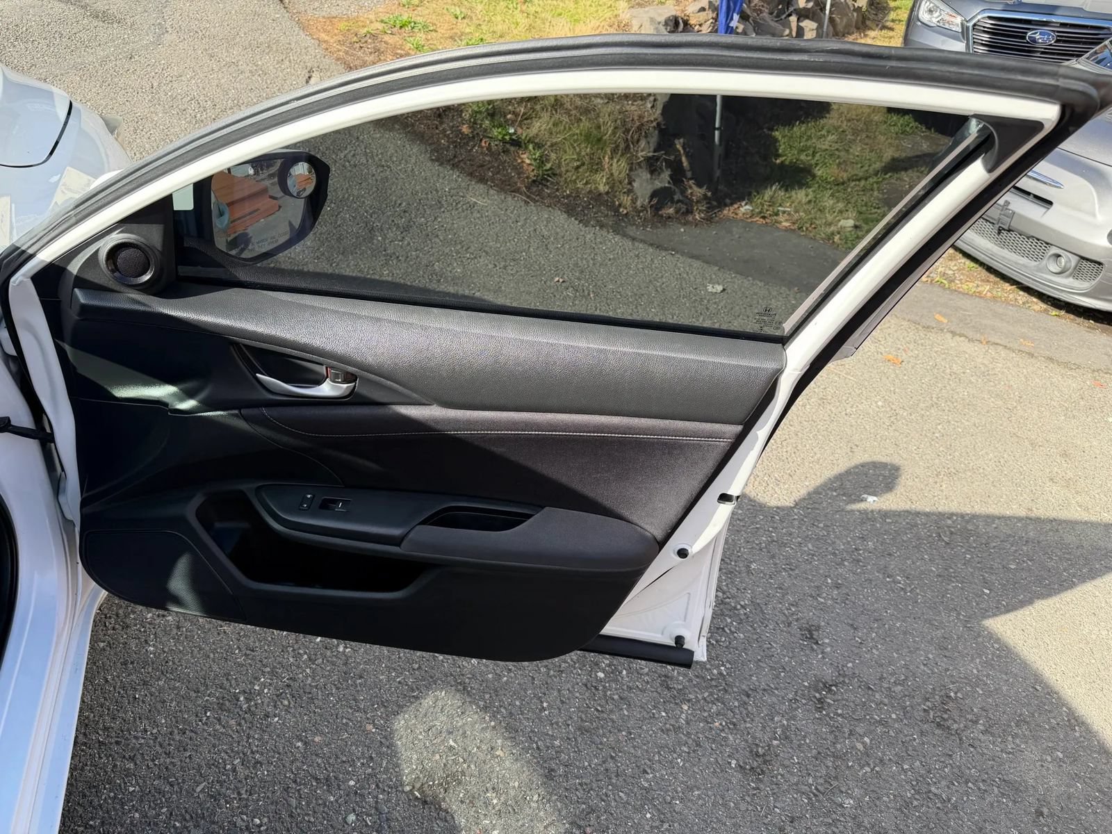 Used 2019 Honda Insight LX image 19