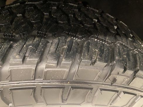 Used 2017 Chevrolet Silverado 1500 LT w/ All Star Edition image 28