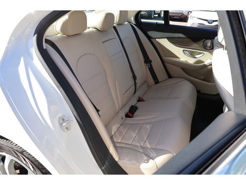 Used 2015 Mercedes-Benz C 300 4MATIC Sedan image 13