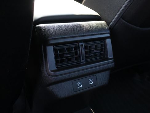 Used 2025 Honda Accord SE image 12
