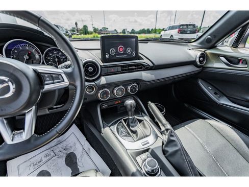 Used 2023 MAZDA MX-5 Miata Grand Touring w/ Weather Package image 14