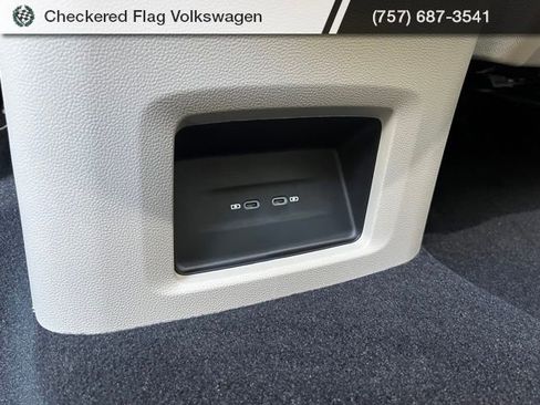 New 2026 Volkswagen Atlas SE image 54