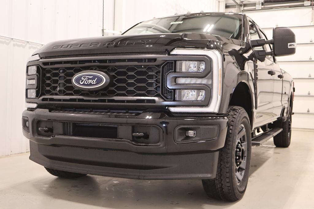 New 2026 Ford F350 XL w/ STX Appearance Package AWD/4WD image 5