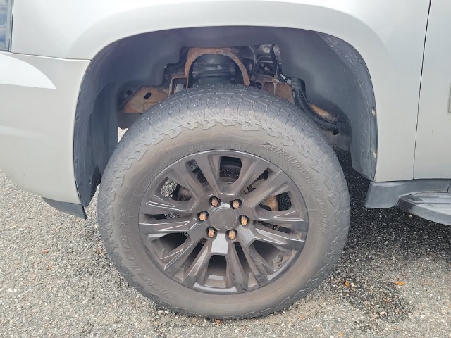 Used 2012 GMC Yukon XL SLE AWD/4WD image 5