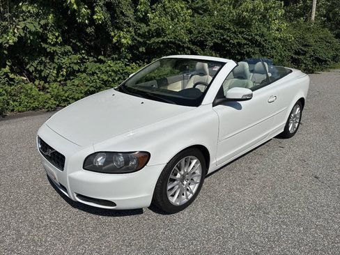 Used 2009 Volvo C70 T5 FWD image 19