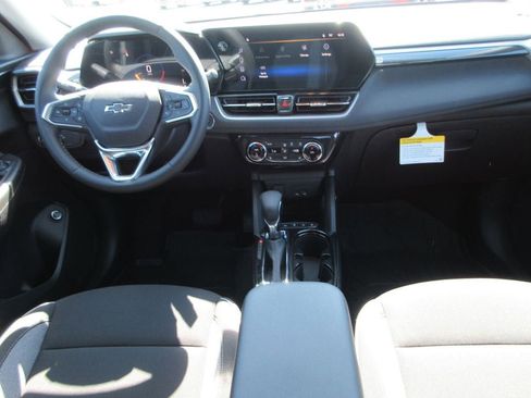 New 2026 Chevrolet TrailBlazer LT w/ Convenience Package image 16