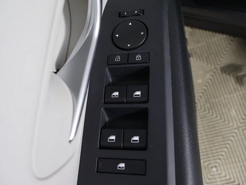 Certified 2025 Hyundai Tucson SE AWD/4WD image 30