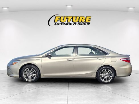 Used 2015 Toyota Camry SE image 7