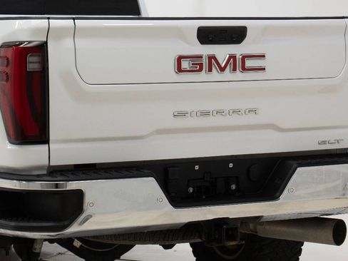 Used 2025 GMC Sierra 2500 SLT w/ SLT Premium Package AWD/4WD image 12