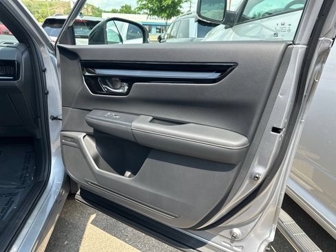 Used 2023 Honda CR-V Sport Touring image 38