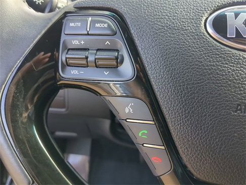 Used 2017 Kia Forte EX image 26