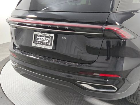 New 2026 Lincoln Nautilus Premier AWD/4WD image 5
