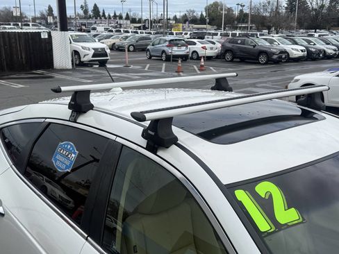 Used 2012 Honda Crosstour EX-L image 17