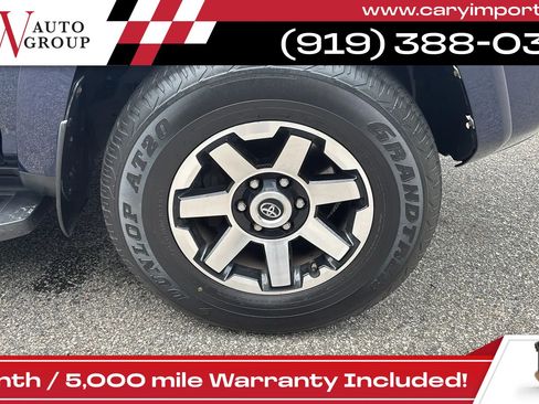 Used 2018 Toyota 4Runner TRD Off-Road AWD/4WD image 24