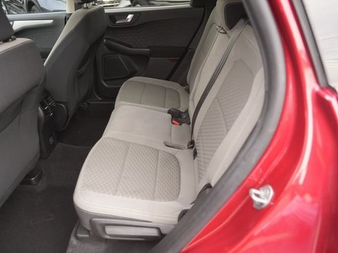 Certified 2020 Ford Escape SE image 12