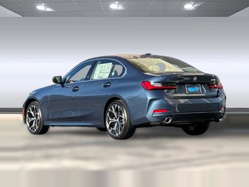Used 2026 BMW 330i Sedan w/ Premium Package RWD image 3