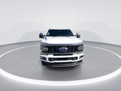 Used 2024 Ford F350 Limited w/ FX4 Off-Road Package image 3