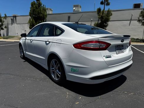 Used 2015 Ford Fusion Energi Titanium w/ Driver Assist Package FWD image 3