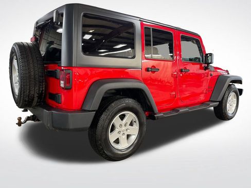 Used 2018 Jeep Wrangler Unlimited Sport S AWD/4WD image 5