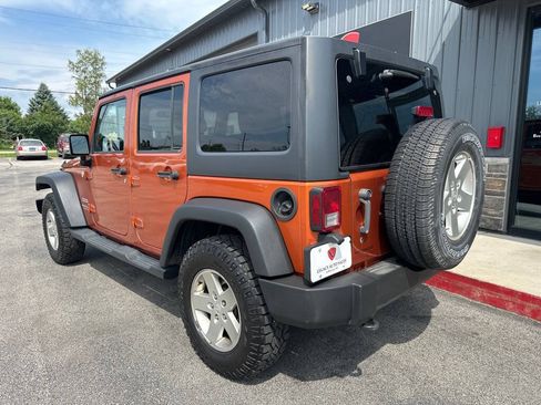 Used 2011 Jeep Wrangler Unlimited Sport AWD/4WD image 3