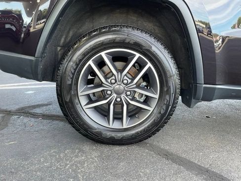 Used 2021 Jeep Grand Cherokee Limited AWD/4WD image 37