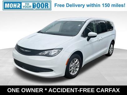 Used 2022 Chrysler Voyager LX