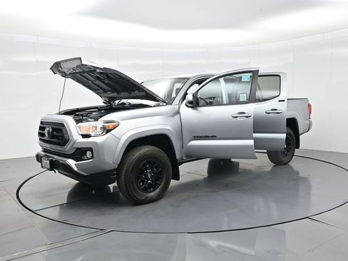 Used 2022 Toyota Tacoma SR5 image 30