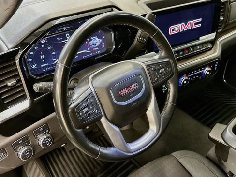 Used 2024 GMC Sierra 1500 Elevation AWD/4WD image 18