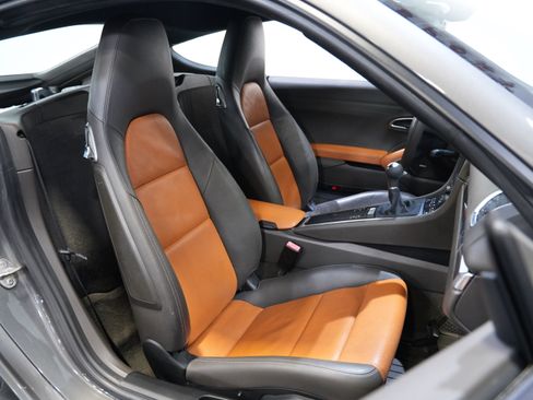 Used 2014 Porsche Cayman RWD image 27