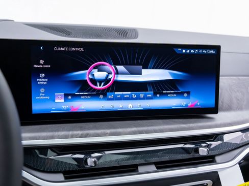 New 2026 BMW X5 xDrive40i w/ M Sport Package AWD/4WD image 27