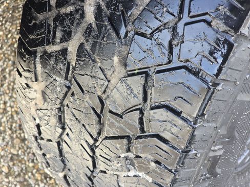 Used 2023 Nissan Frontier PRO-4X w/ Pro-4X Premium Package image 33