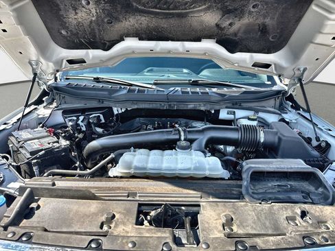 Used 2024 Ford F150 Lariat w/ Tow/Haul Package AWD/4WD image 14