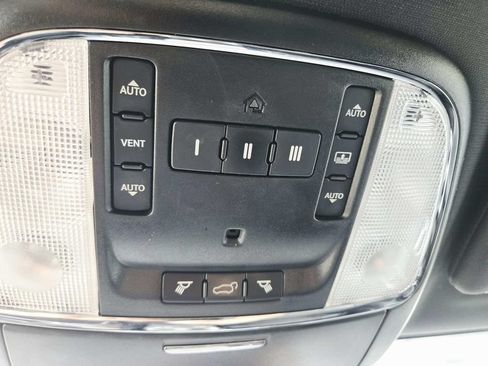 Used 2018 Jeep Grand Cherokee High Altitude AWD/4WD image 32