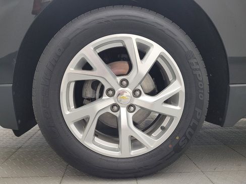 Used 2020 Chevrolet Equinox Premier FWD image 31