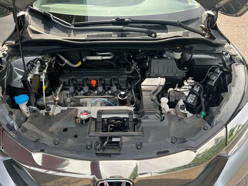 Used 2019 Honda HR-V EX image 14