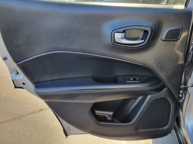 Used 2019 Jeep Compass High Altitude AWD/4WD image 25
