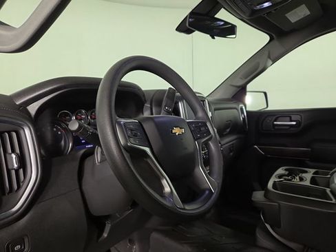 Used 2020 Chevrolet Silverado 1500 LT w/ LT Value Package AWD/4WD image 14