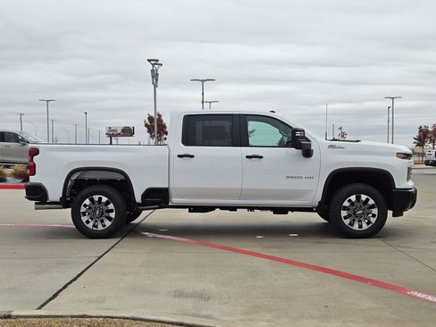 New 2026 Chevrolet Silverado 2500 Custom w/ Custom Value Package image 8