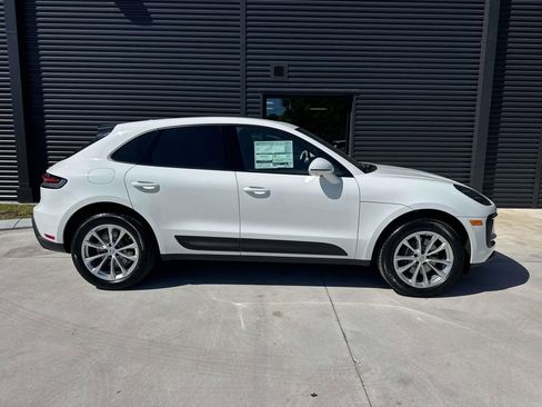 New 2026 Porsche Macan AWD/4WD image 10