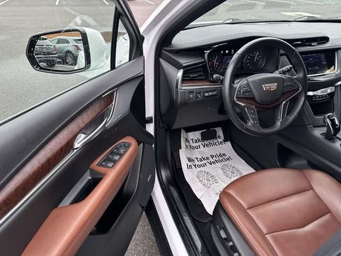 Certified 2023 Cadillac XT5 Premium Luxury w/ Technology Package AWD/4WD image 45