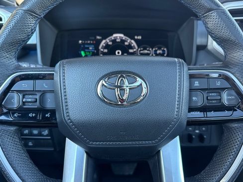 Used 2023 Toyota Tundra Platinum AWD/4WD image 22