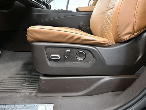 Used 2021 Cadillac Escalade Sport AWD/4WD image 24